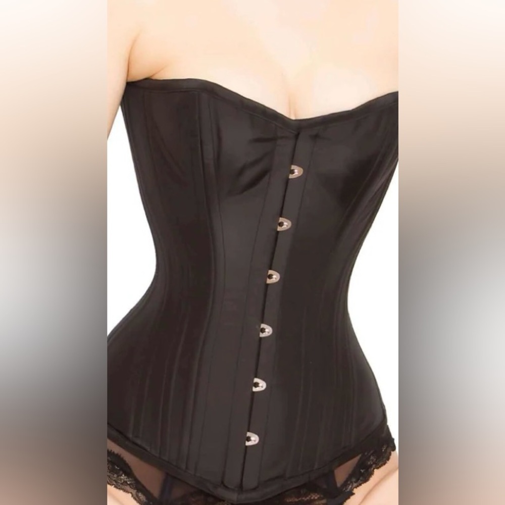 Hustler Elegant Adjusts Black Corset for Women size M